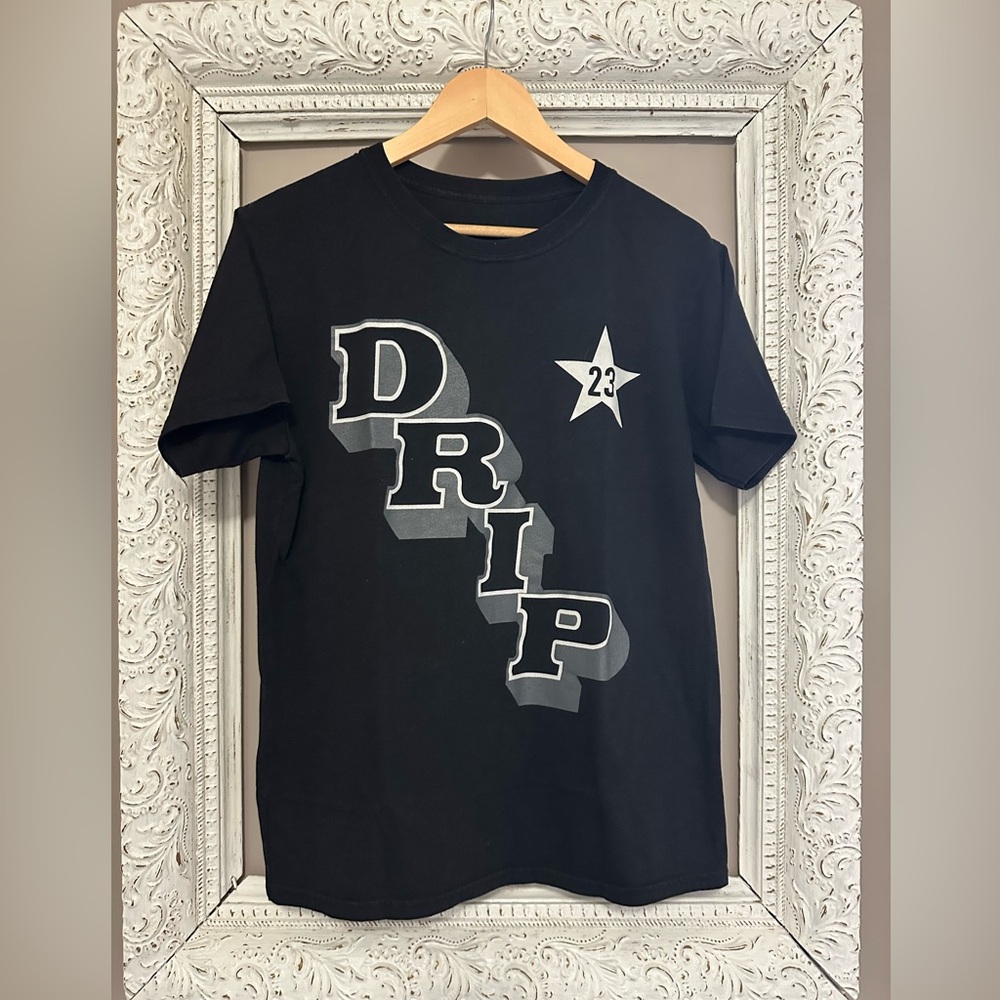 Drip T-shirt by Hustle Gang. Size M. ❣️